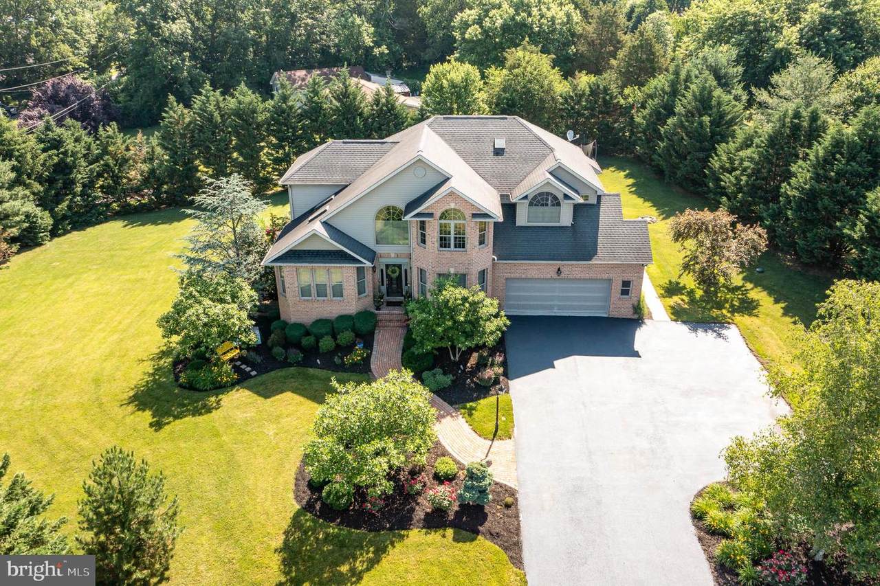 18 Pleasanton Drive - Photo 1