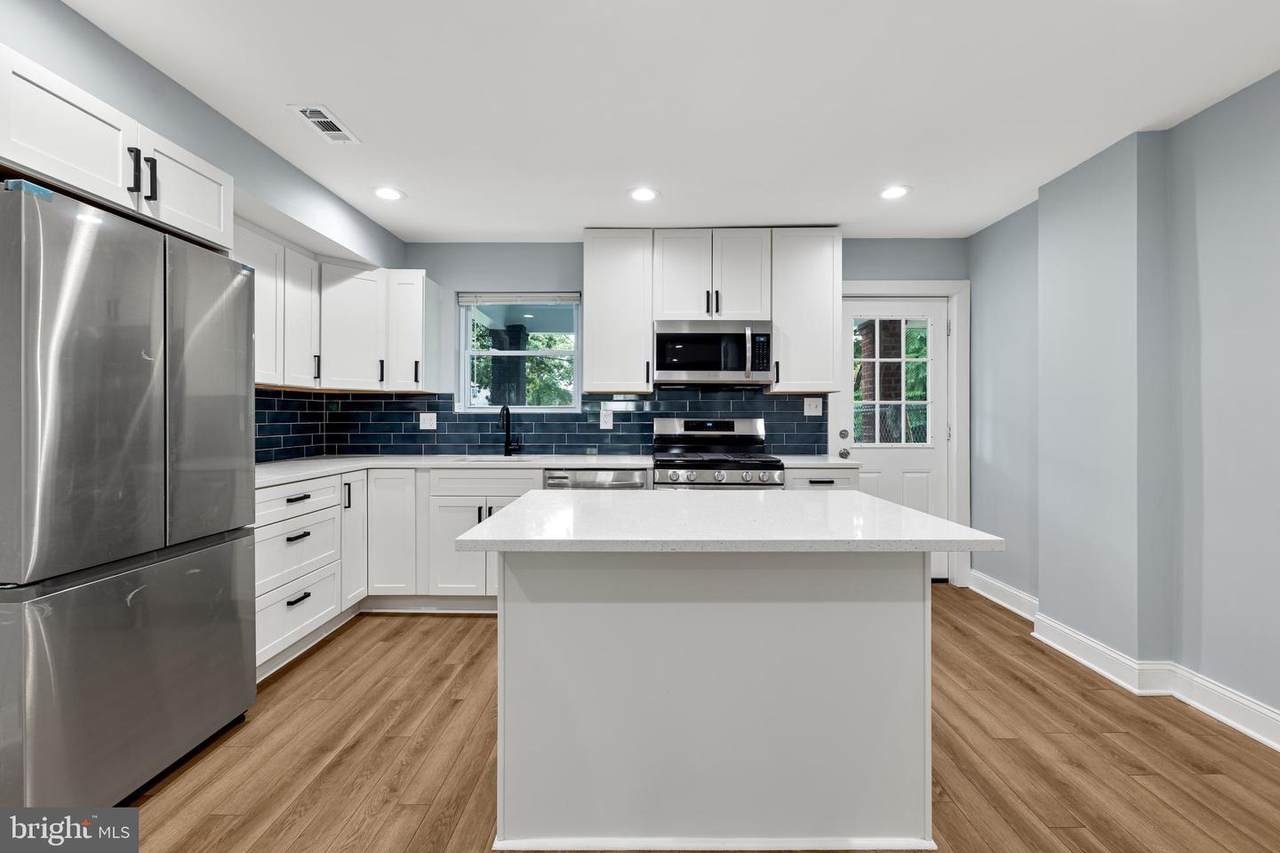 1517 Morris Road - Photo 1
