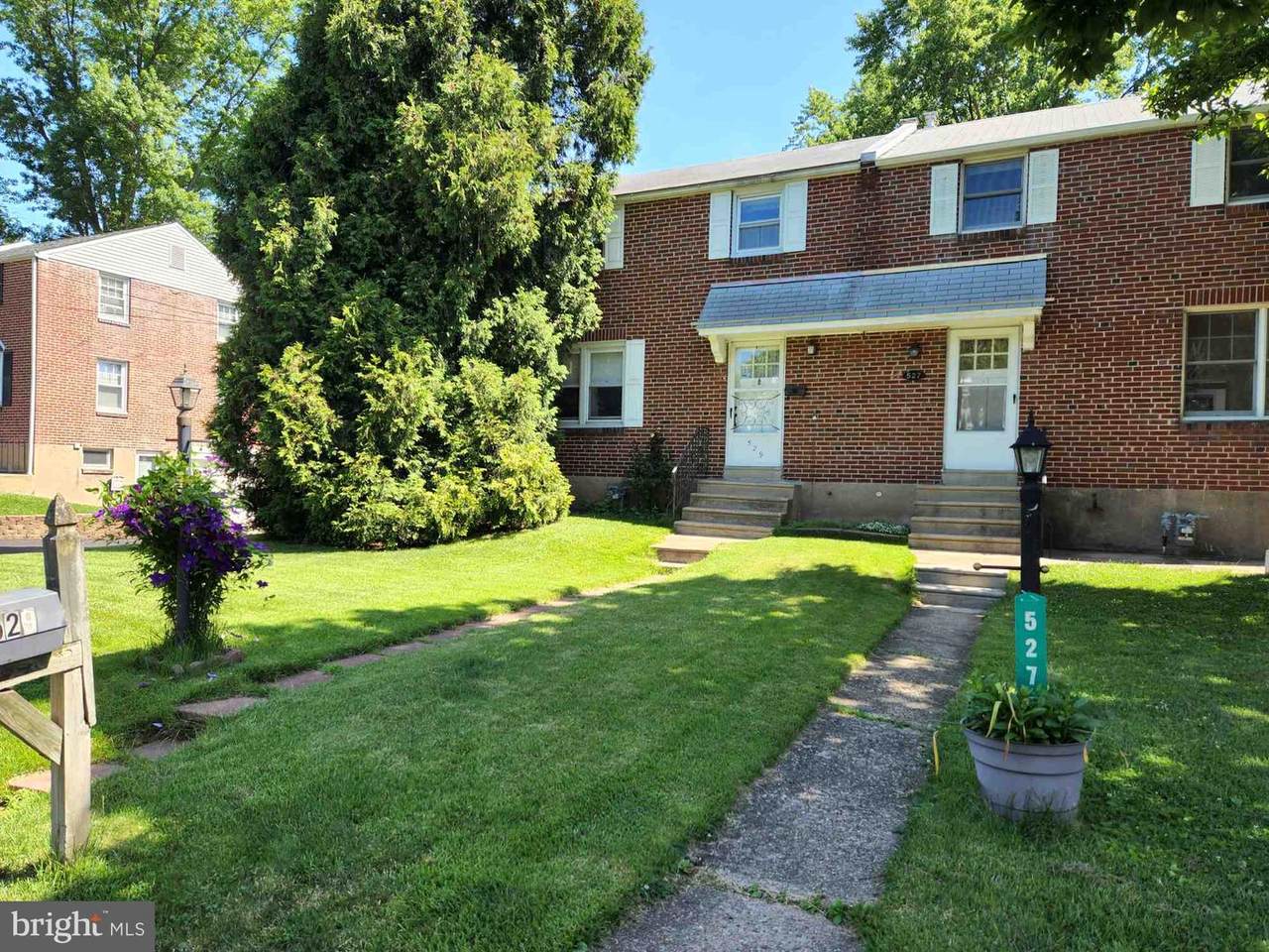 529 Anne Street - Photo 1