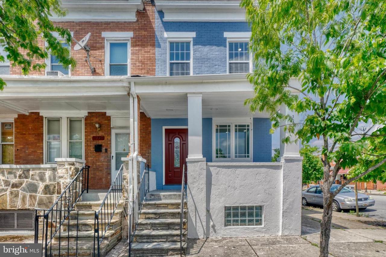 2738 Ashland Avenue - Photo 1