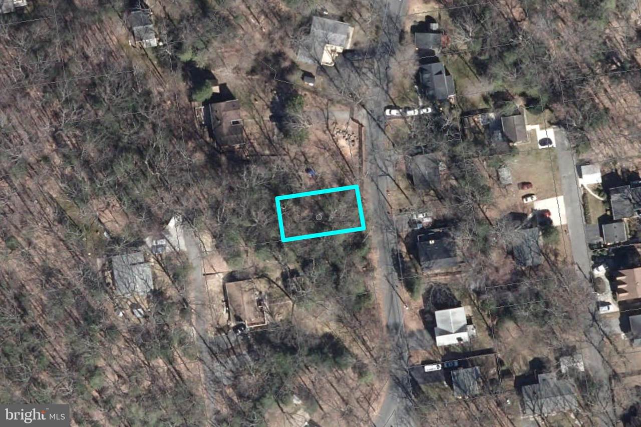 414 Kyle Road - Photo 1