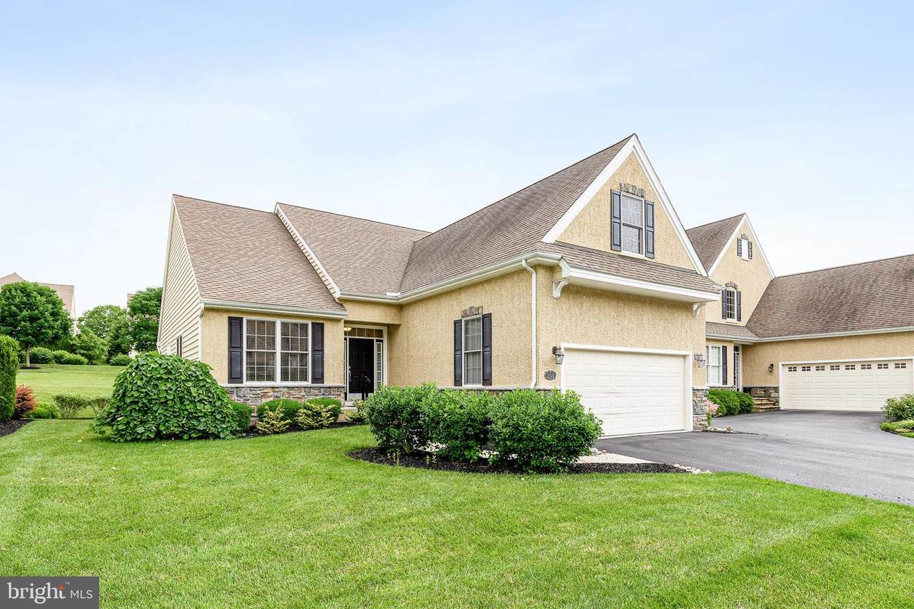 208 Hyde Park Road - Photo 1