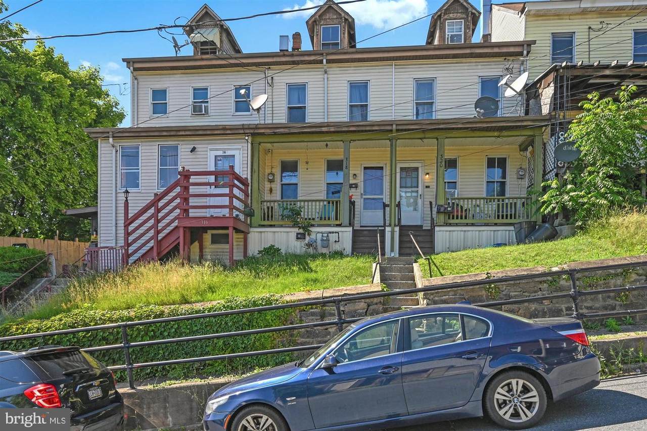 318 Race Street - Photo 1