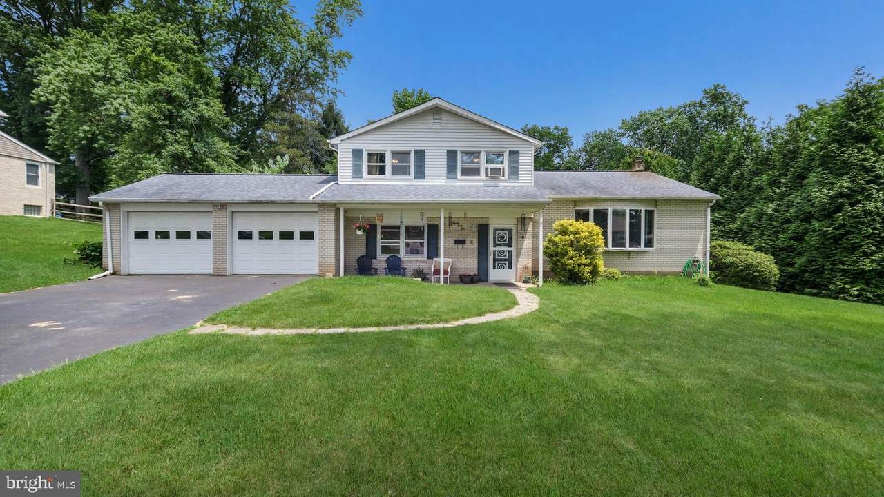 745 Honeysuckle Drive - Photo 1