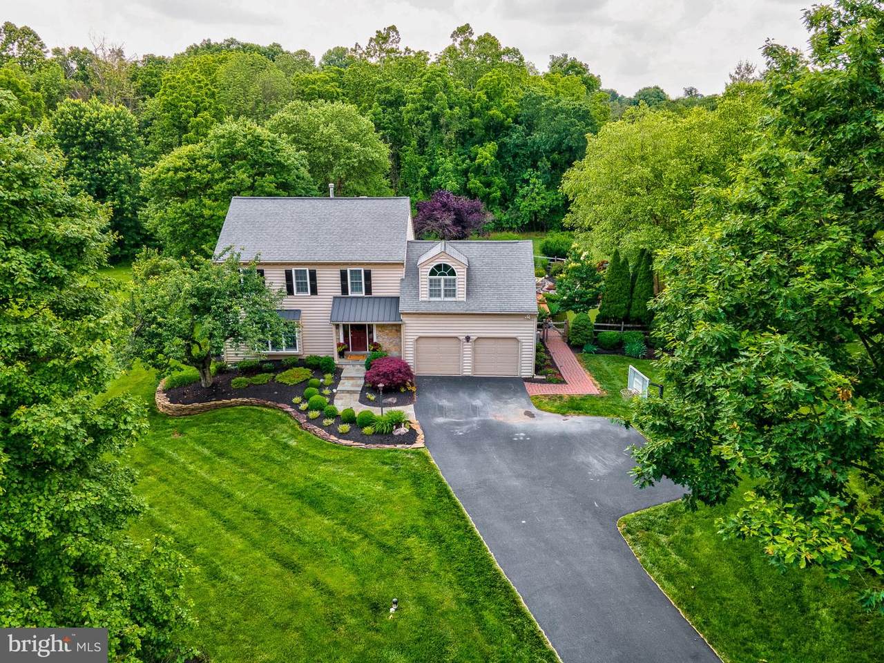 210 Overcreek Road - Photo 1