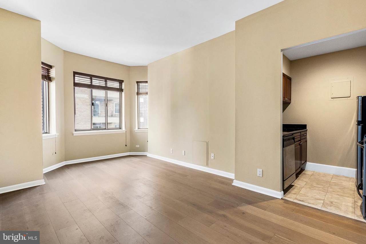 222 Rittenhouse Square - Photo 1