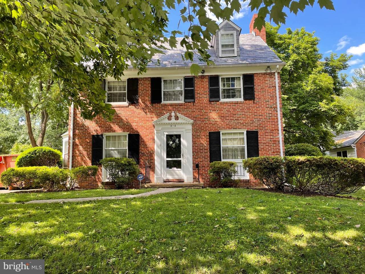 818 Wellington Road - Photo 1