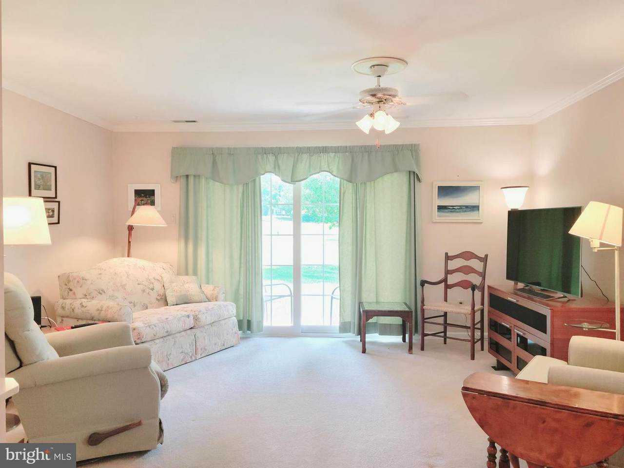505 Shetland Court - Photo 1
