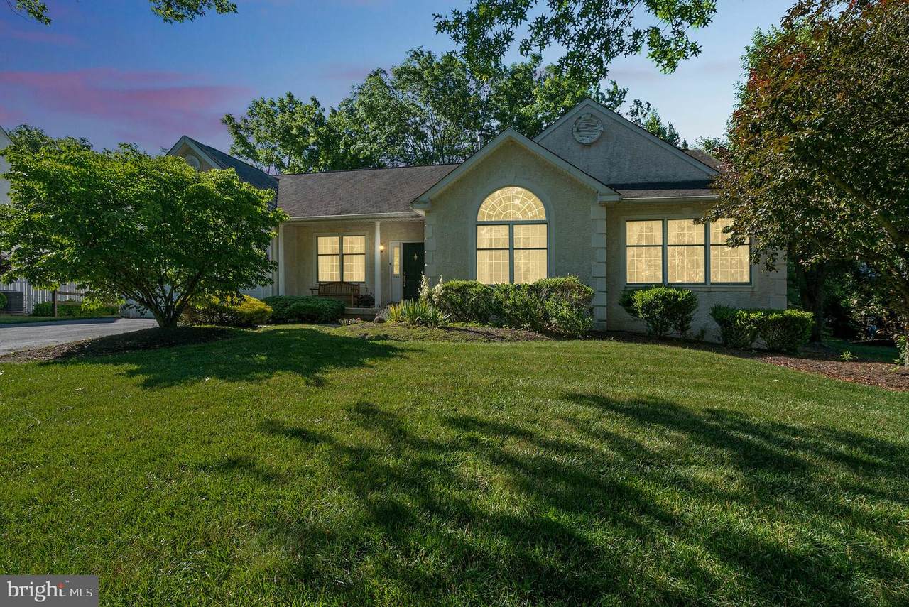 248 Hidden Den Circle - Photo 1