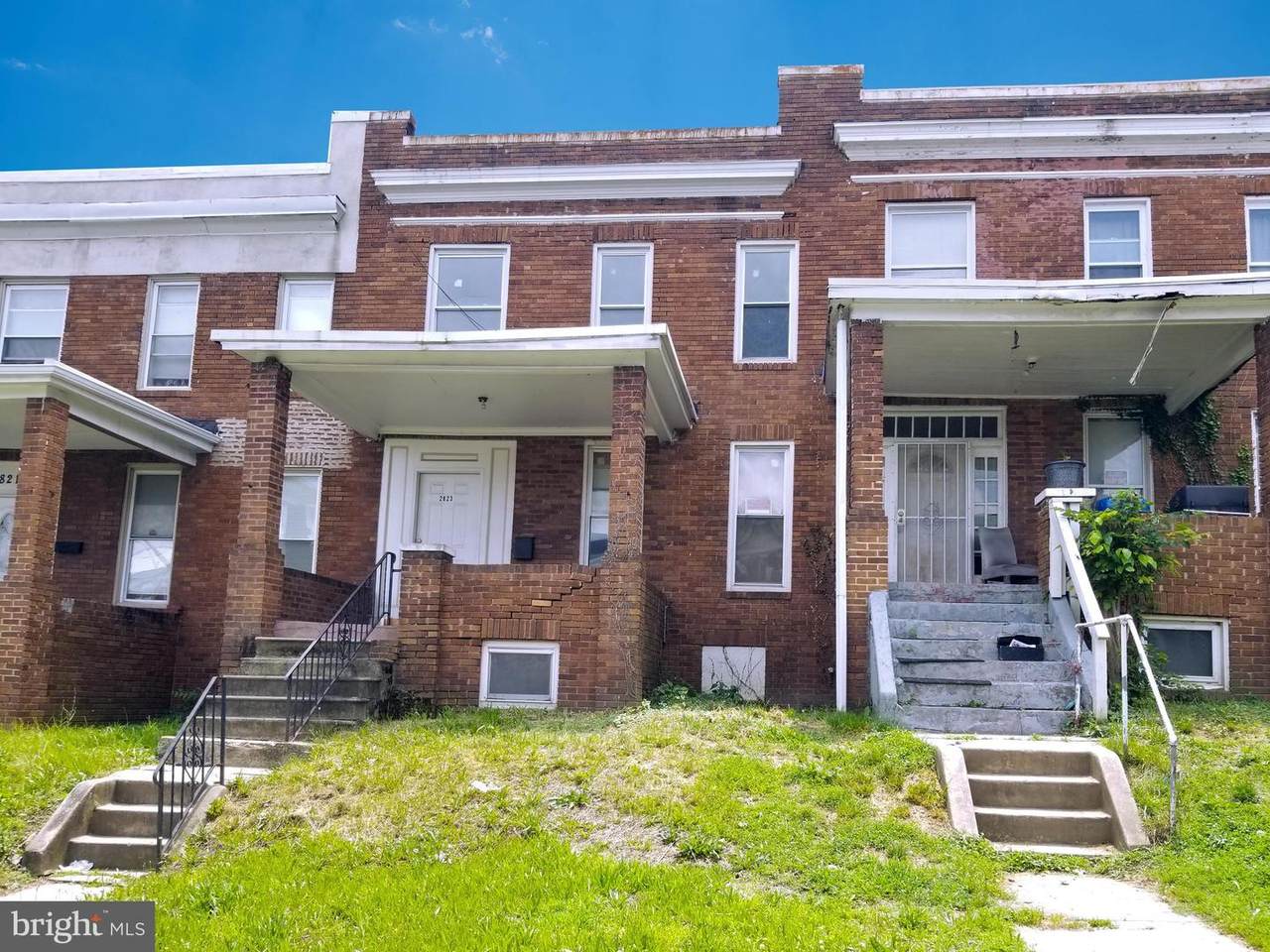 2823 Presstman Street - Photo 1