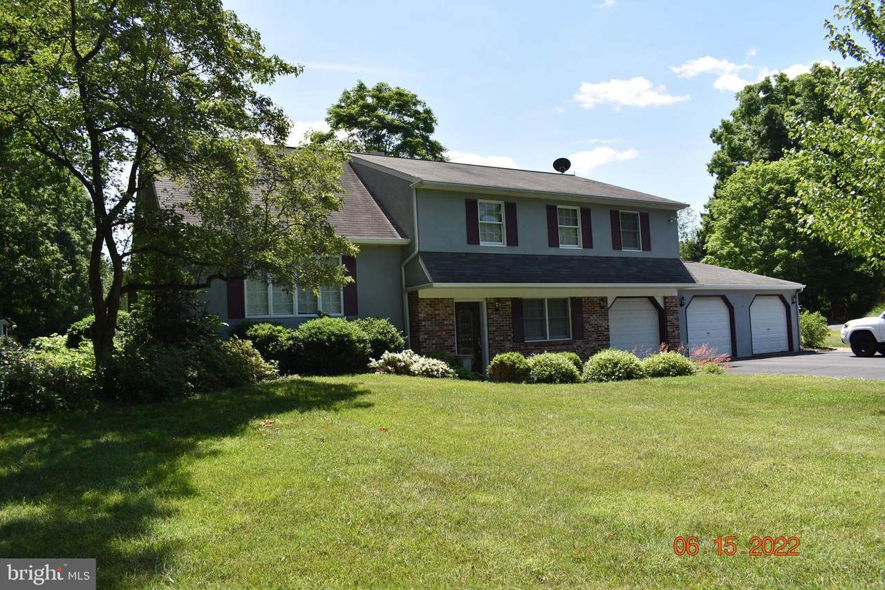 3643 Spruce Hill Road - Photo 1