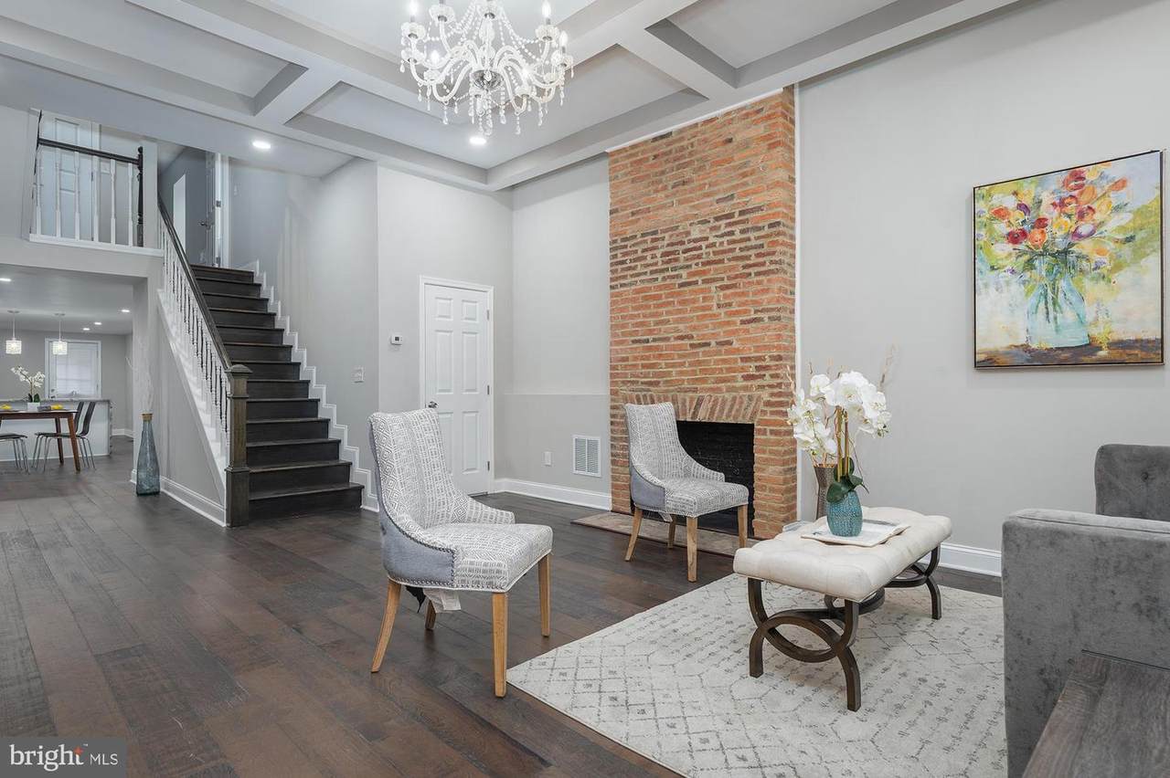 1607 Lexington Street - Photo 1