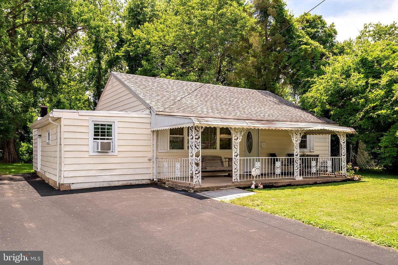 71 Theresa Street - Photo 1