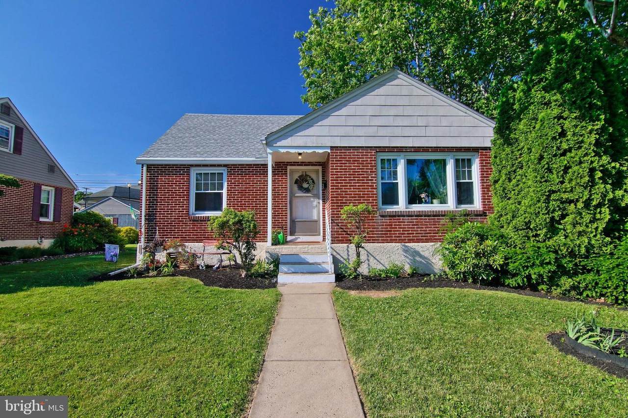 753 Rhoads Avenue - Photo 1