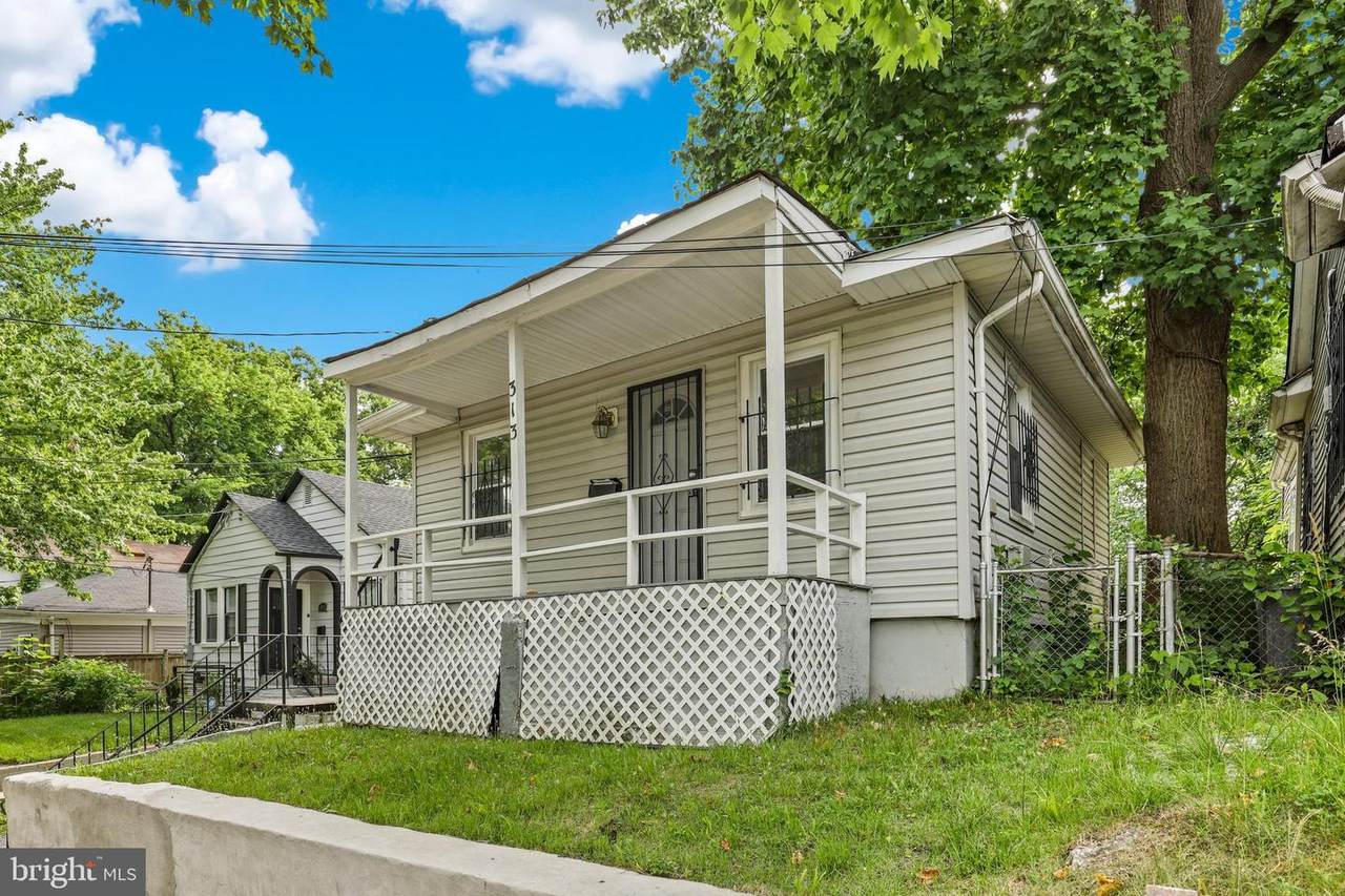 313 56TH Street - Photo 1