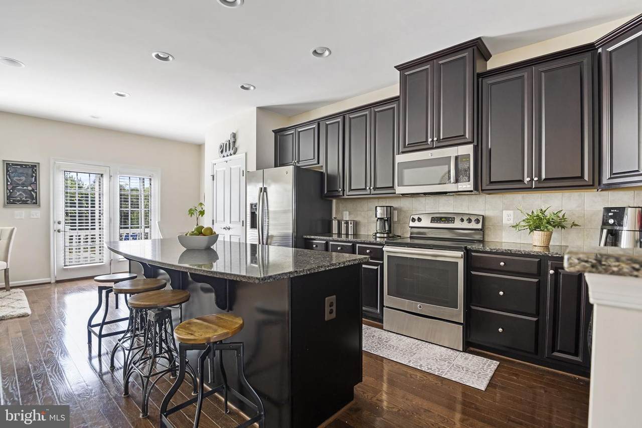 7102 Santa Cruz Place - Photo 1