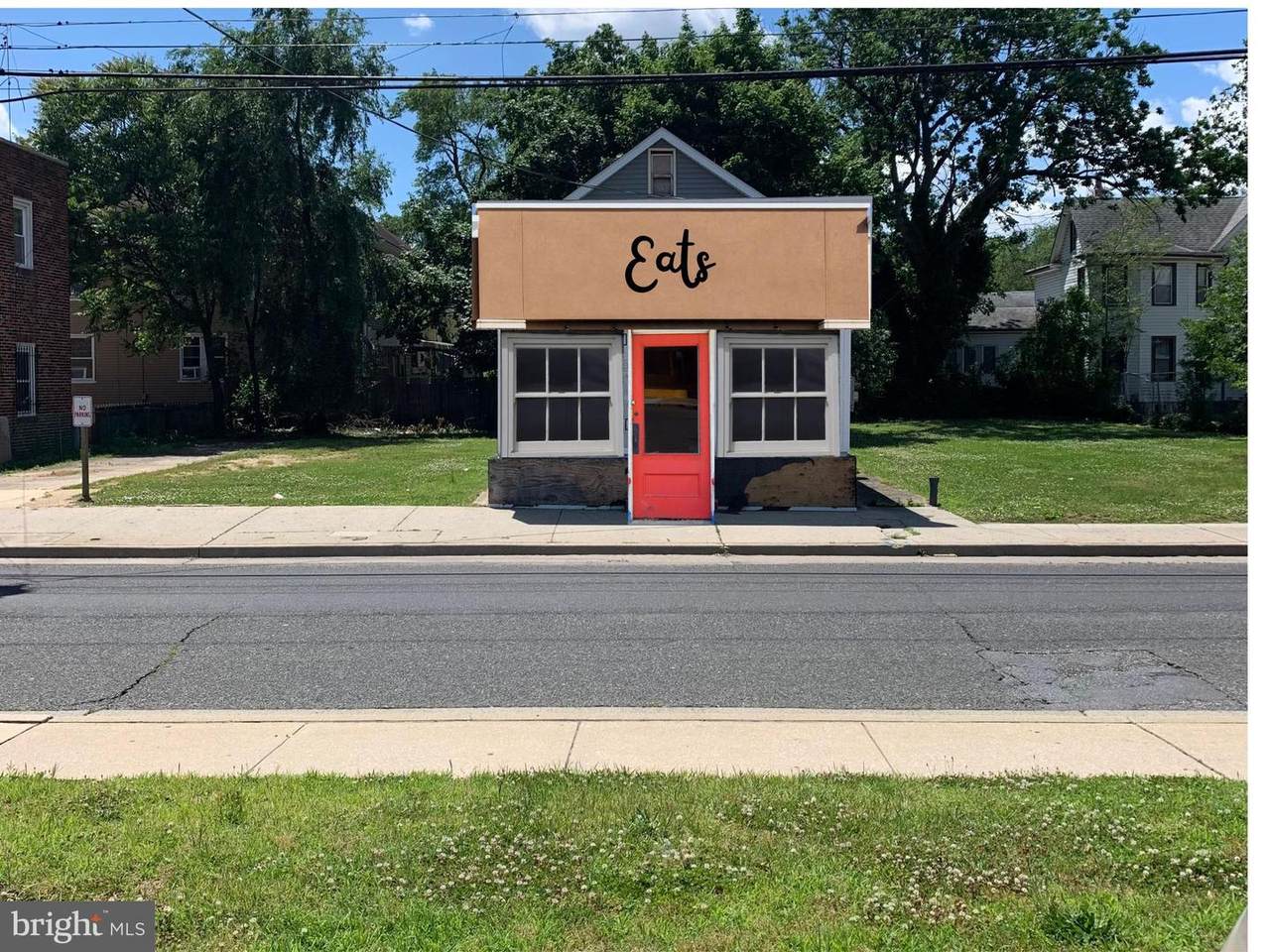 1108 Delaware Street - Photo 1