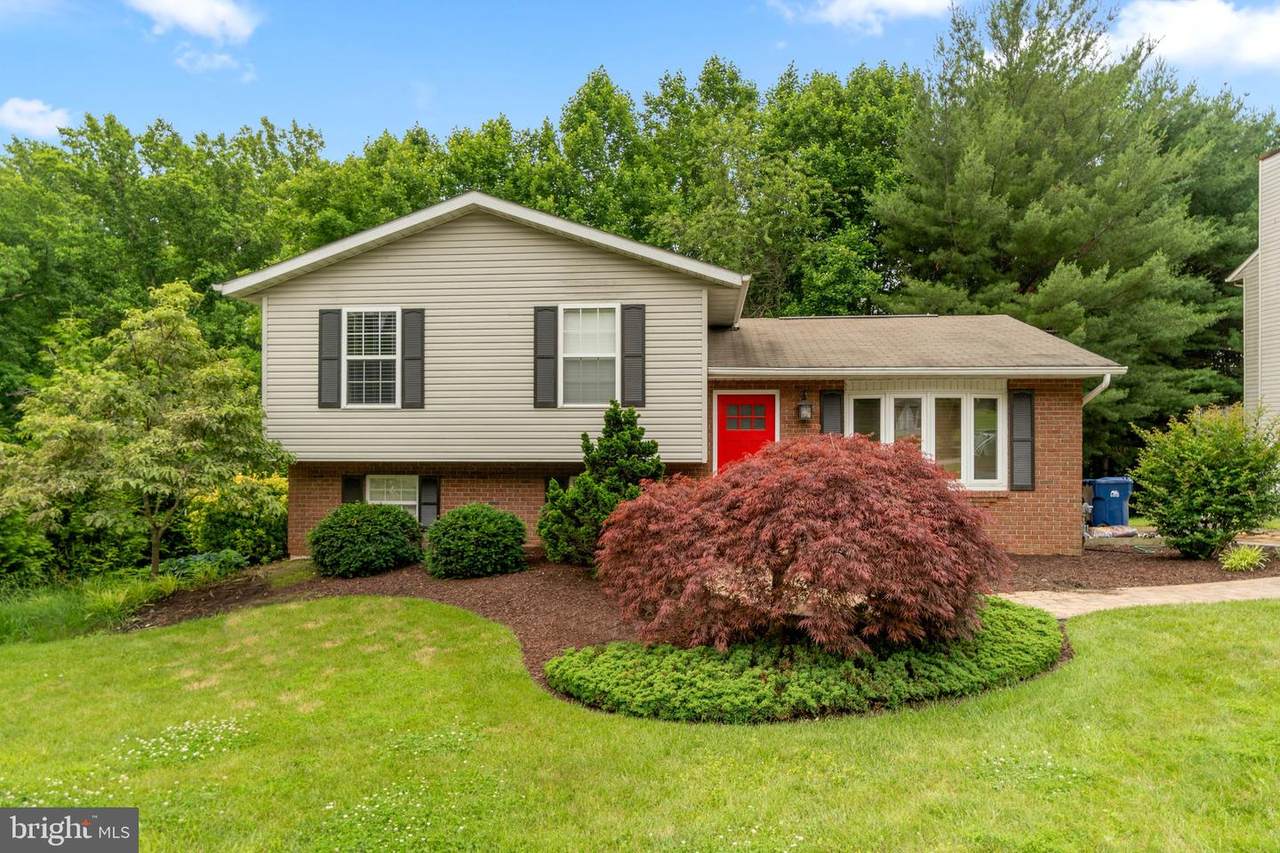 1955 Granite Point Terrace - Photo 1