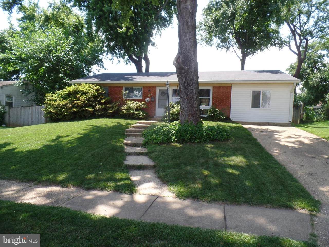 7431 Sportsman Drive - Photo 1