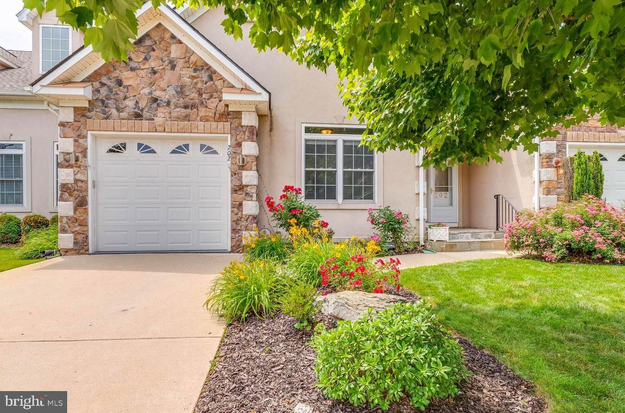 202 Baltusrol Drive - Photo 1