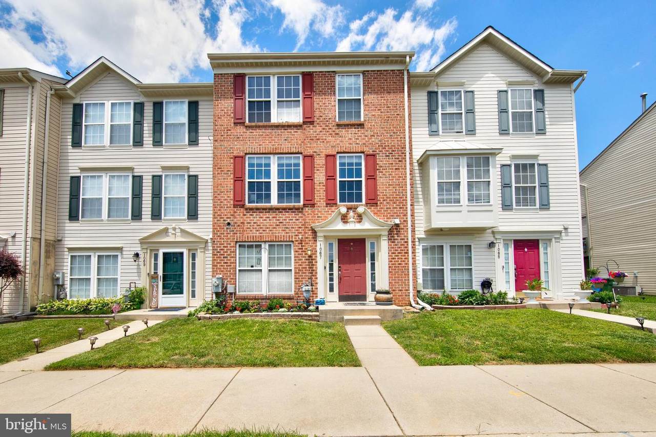 1067 Jeanett Way - Photo 1