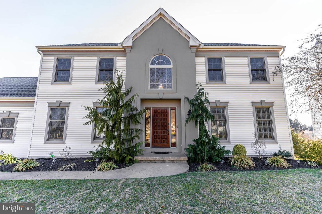 1121 Sunwood Lane - Photo 1