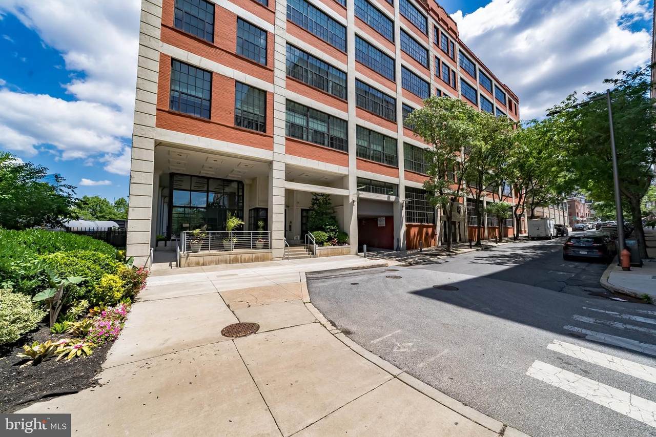 2429-41 Locust Street - Photo 1