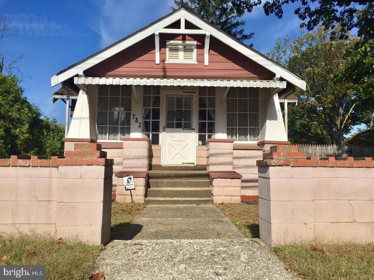 782 Tacoma Boulevard - Photo 1