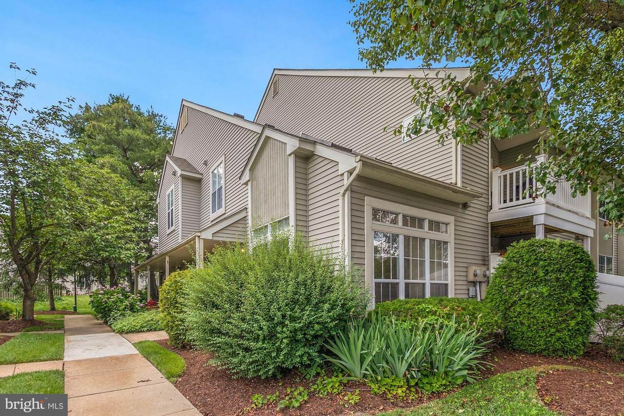 2201-A Yarmouth Lane - Photo 1