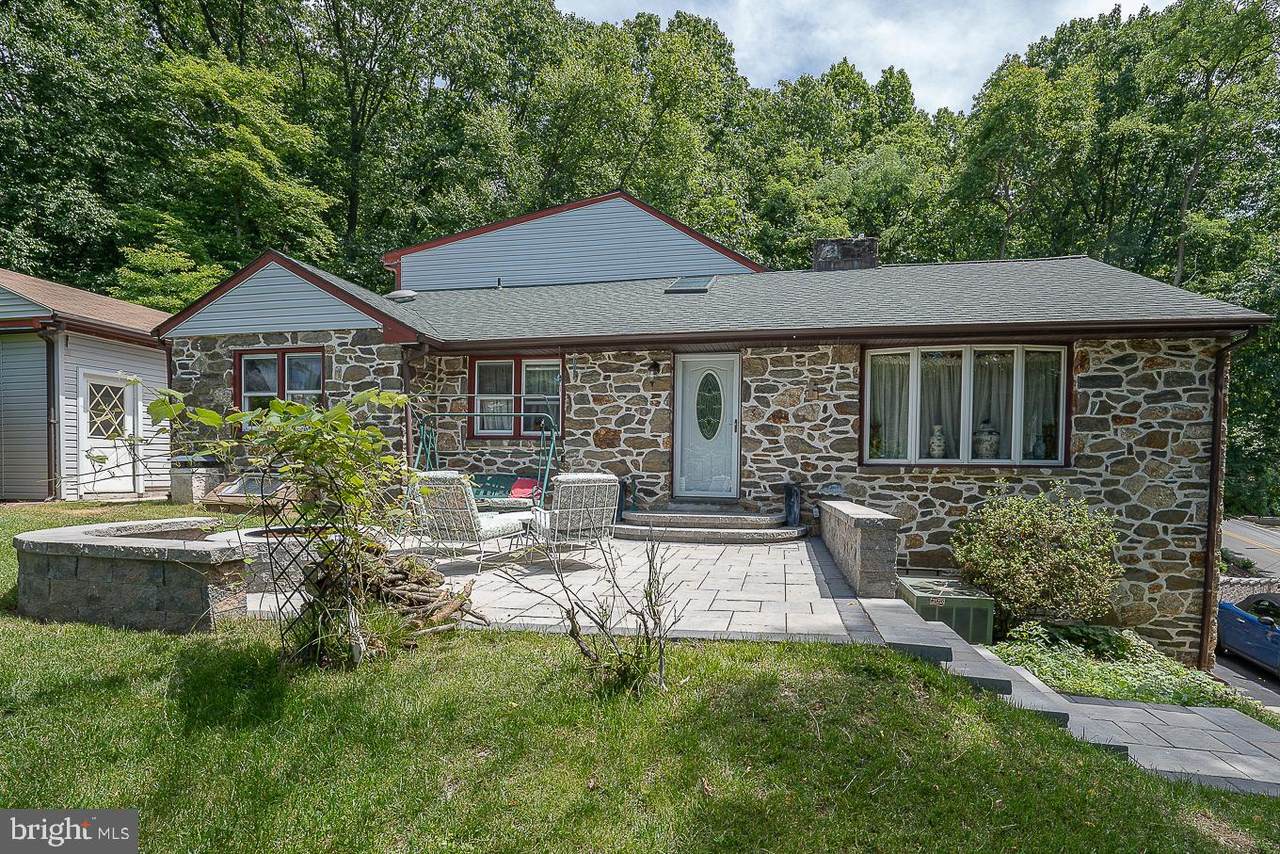 446 Irish Road - Photo 1