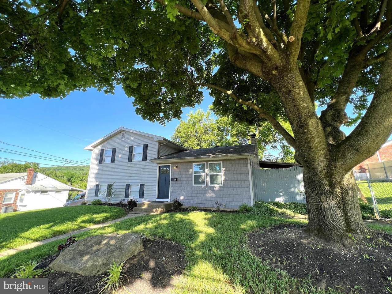 28 Harrison Street - Photo 1