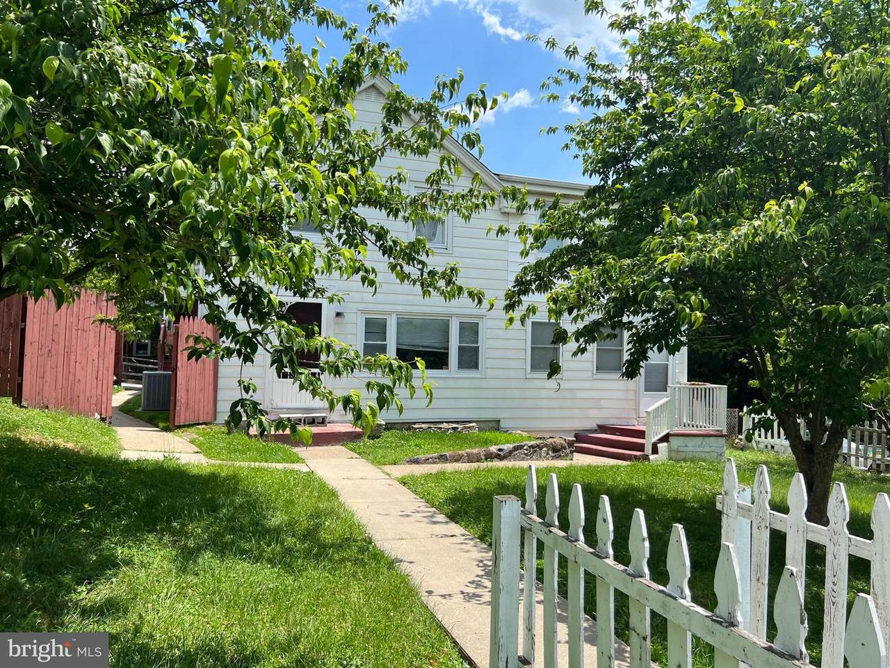 30 Dupont Road - Photo 1