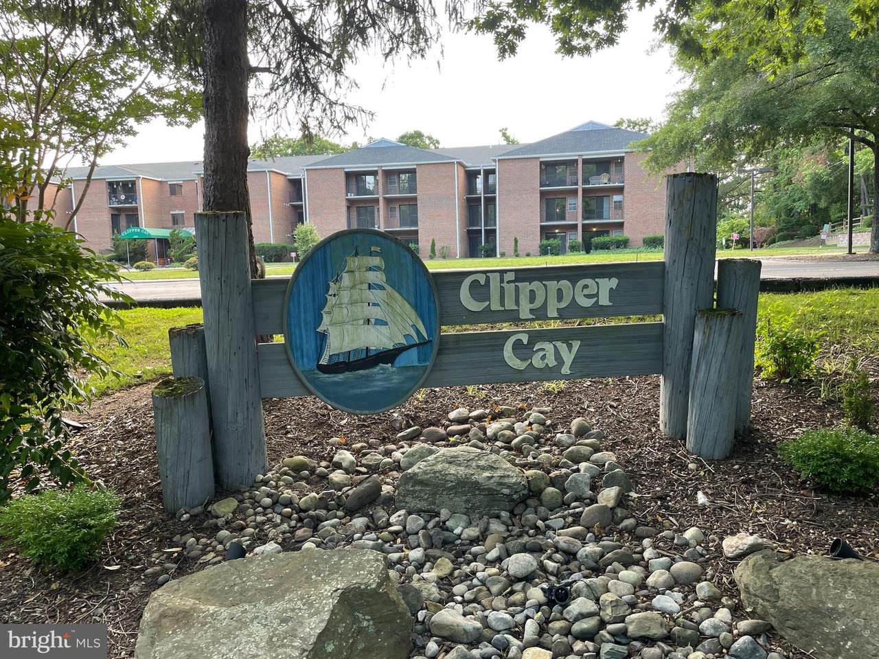 2900 Shipmaster Way - Photo 1