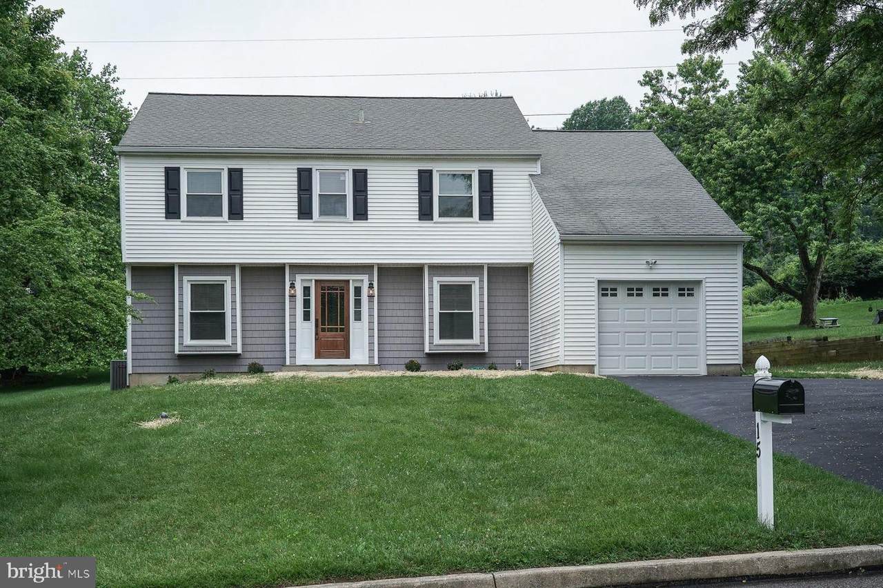 15 Katie Way - Photo 1