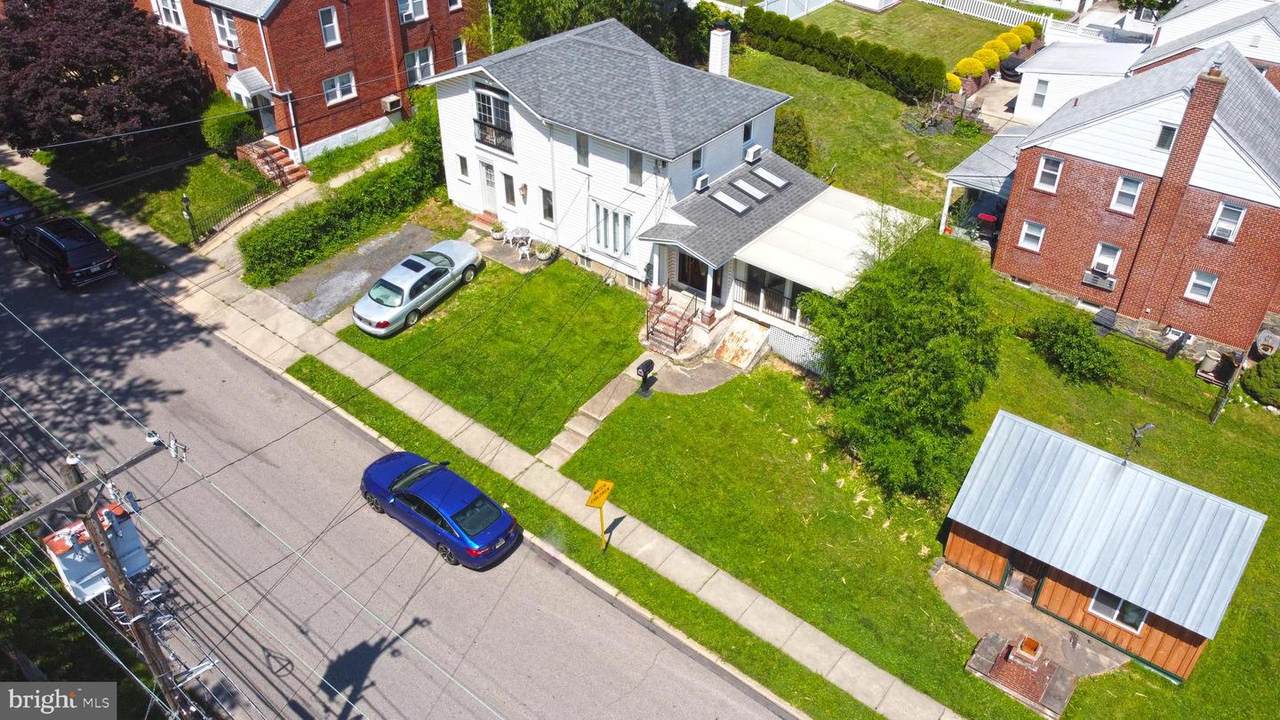 1611 2ND Avenue - Photo 1