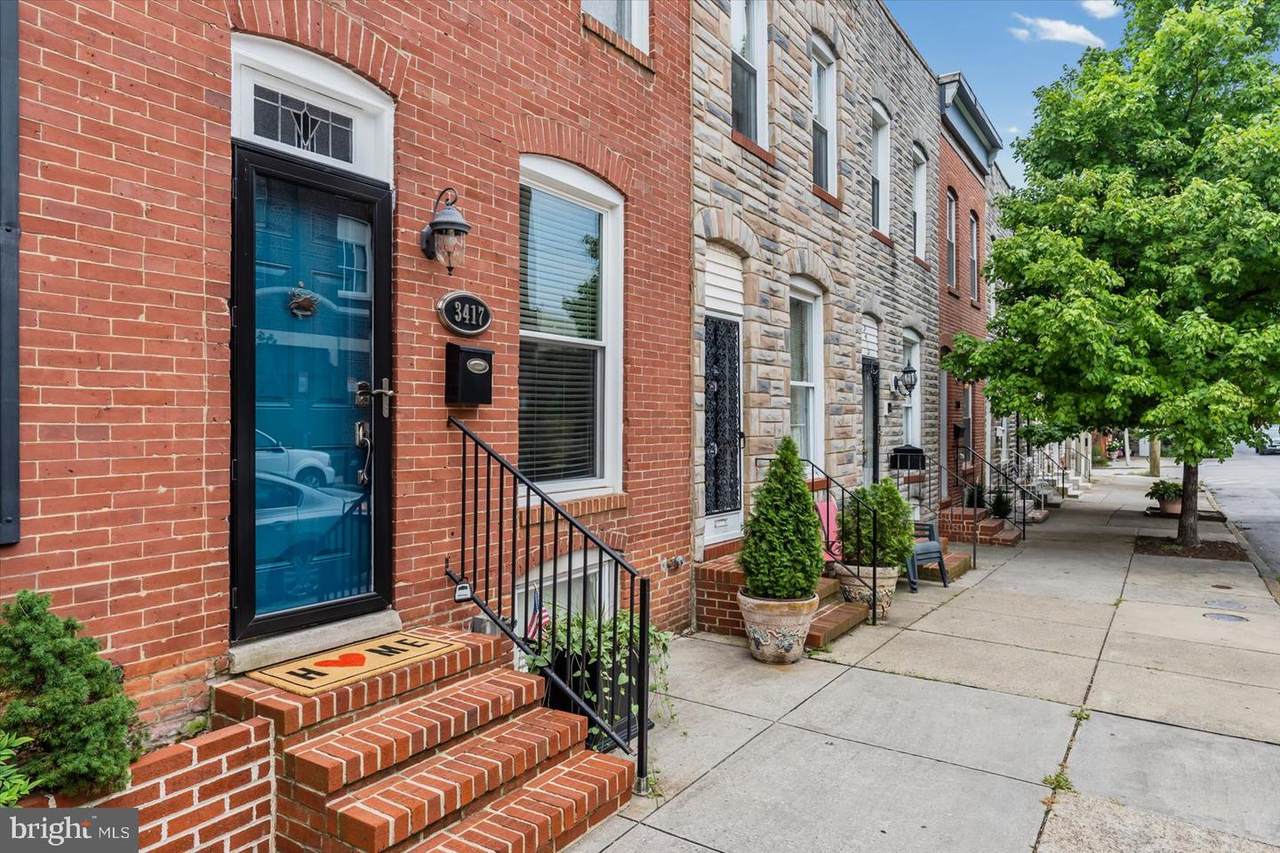 3417 Hudson Street - Photo 1