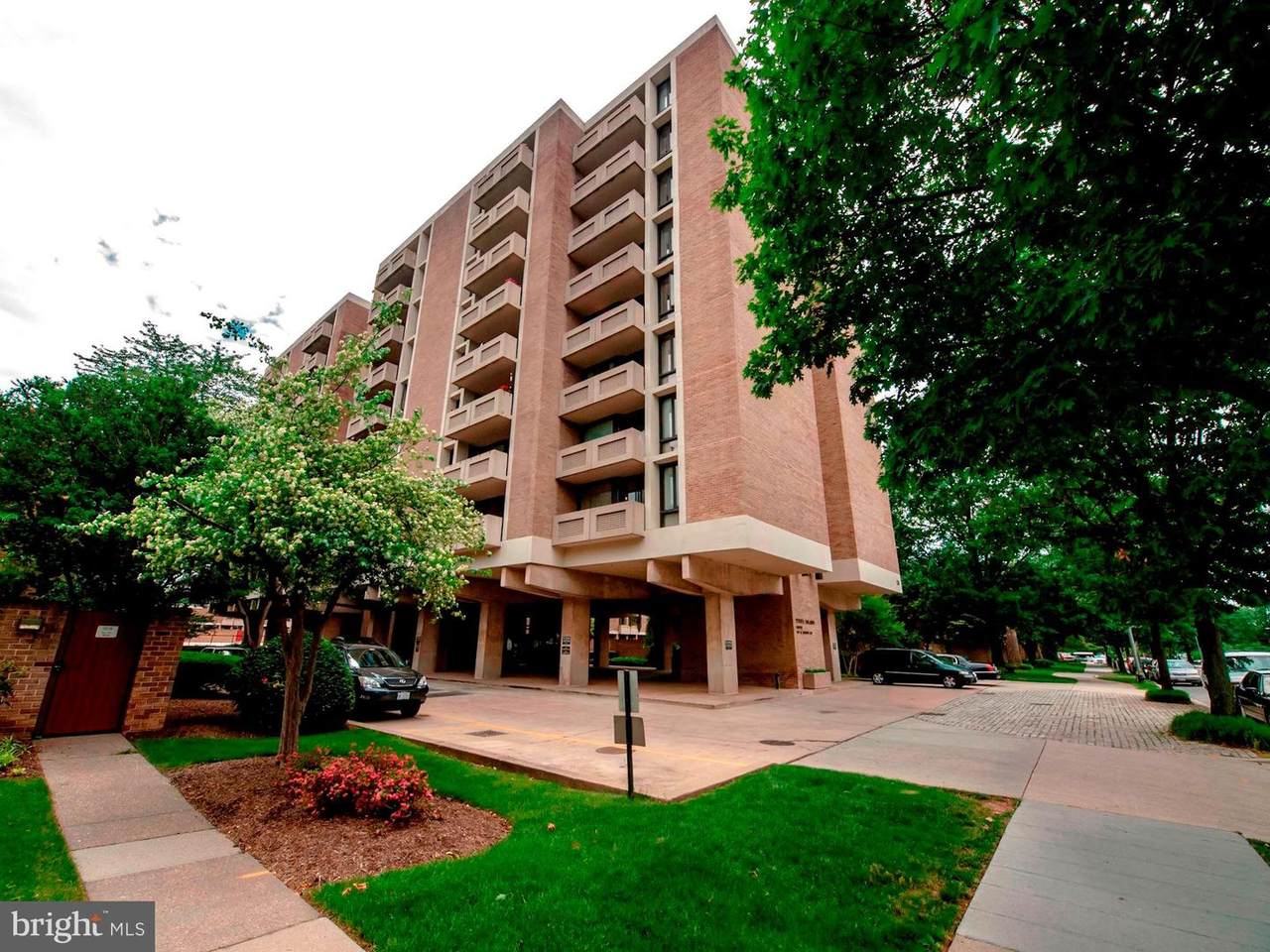 430 M Street - Photo 1