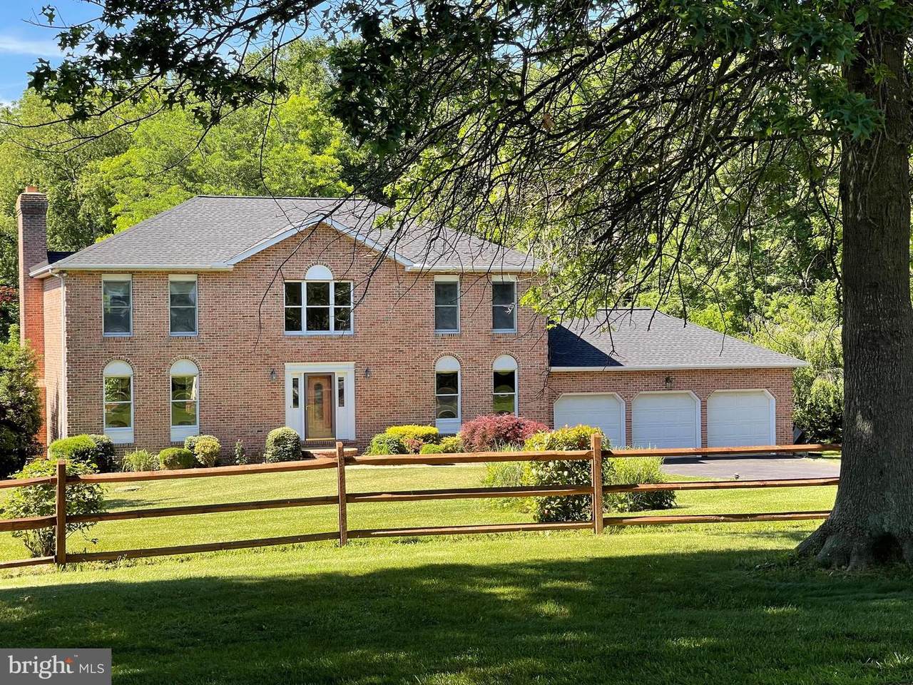 47 Christopher Lane - Photo 1
