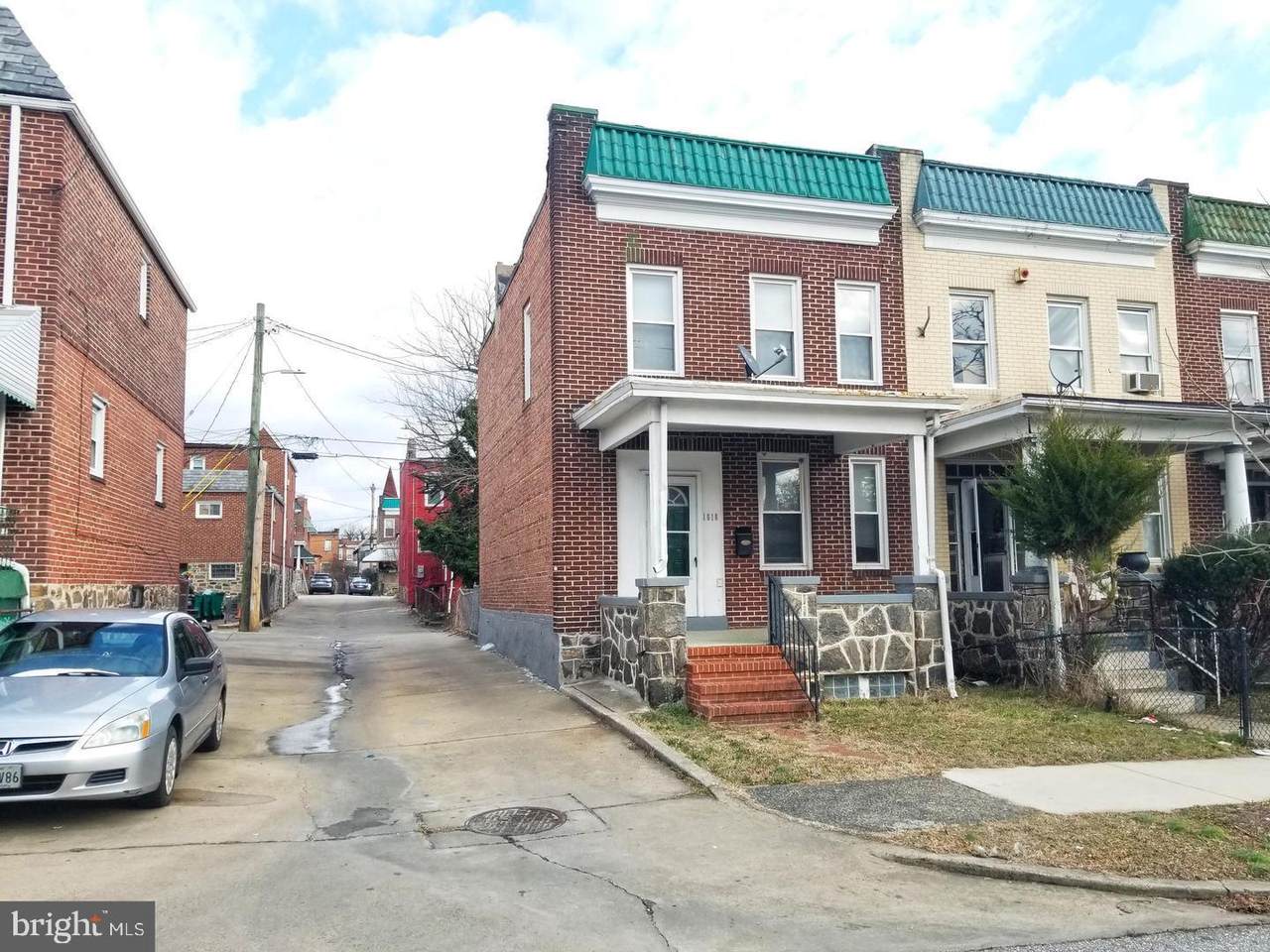 1618 Montpelier Street - Photo 1
