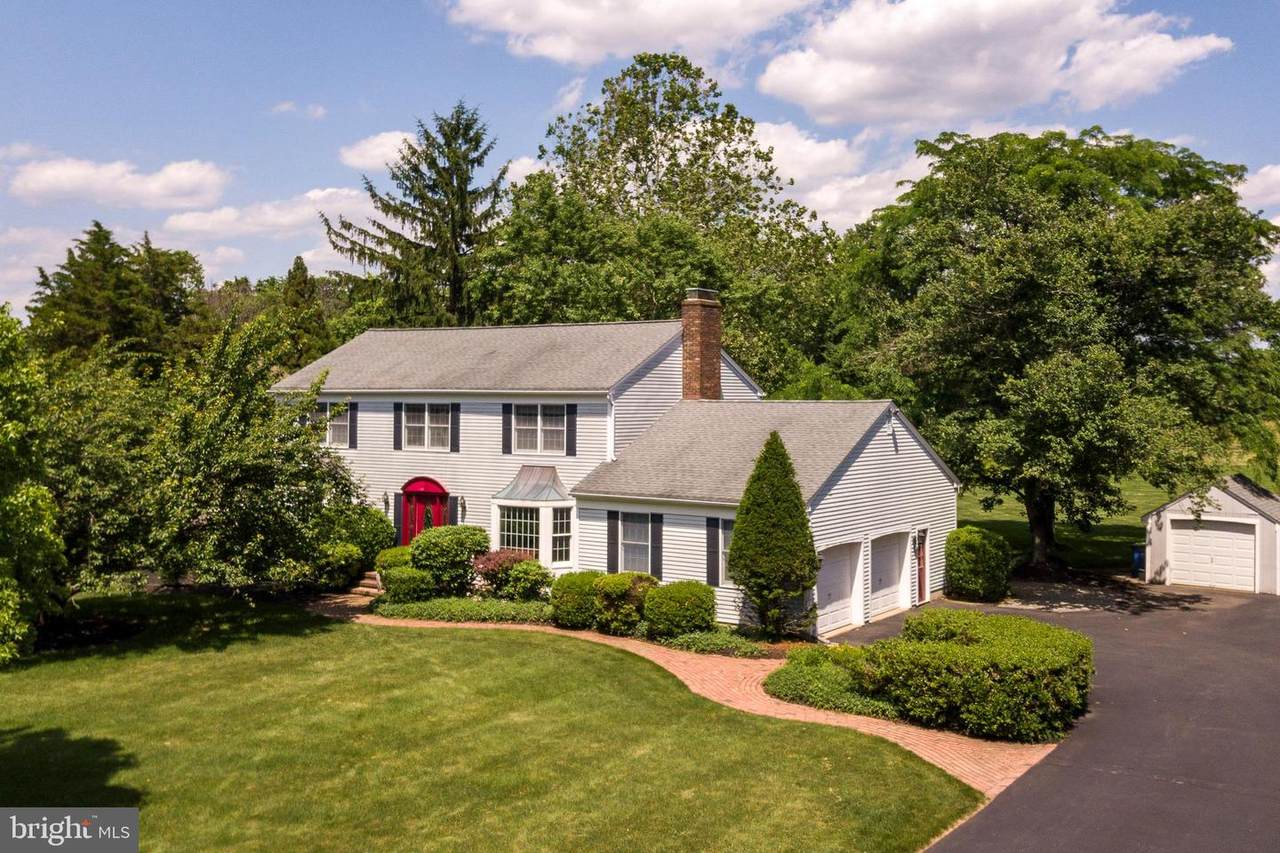 3 Charleston Drive - Photo 1