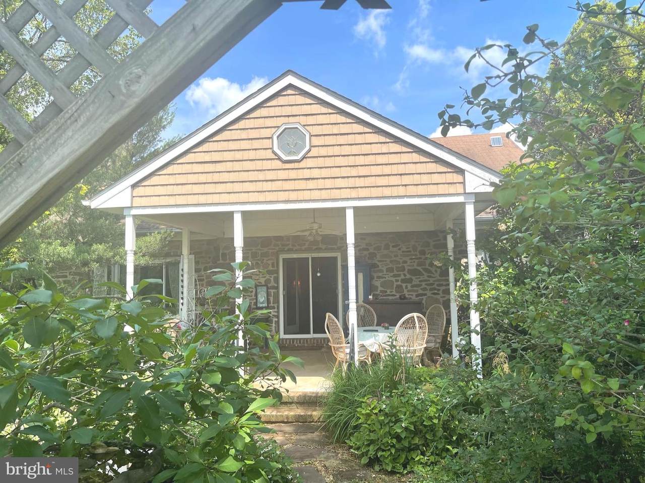 6410 York Road - Photo 1