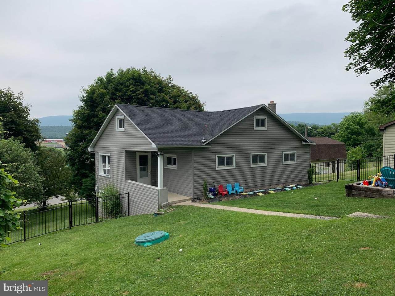 86 Terrace Avenue - Photo 1