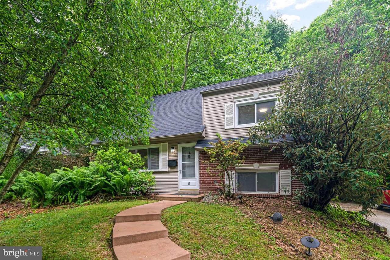17 Cedar Hollow Road - Photo 1