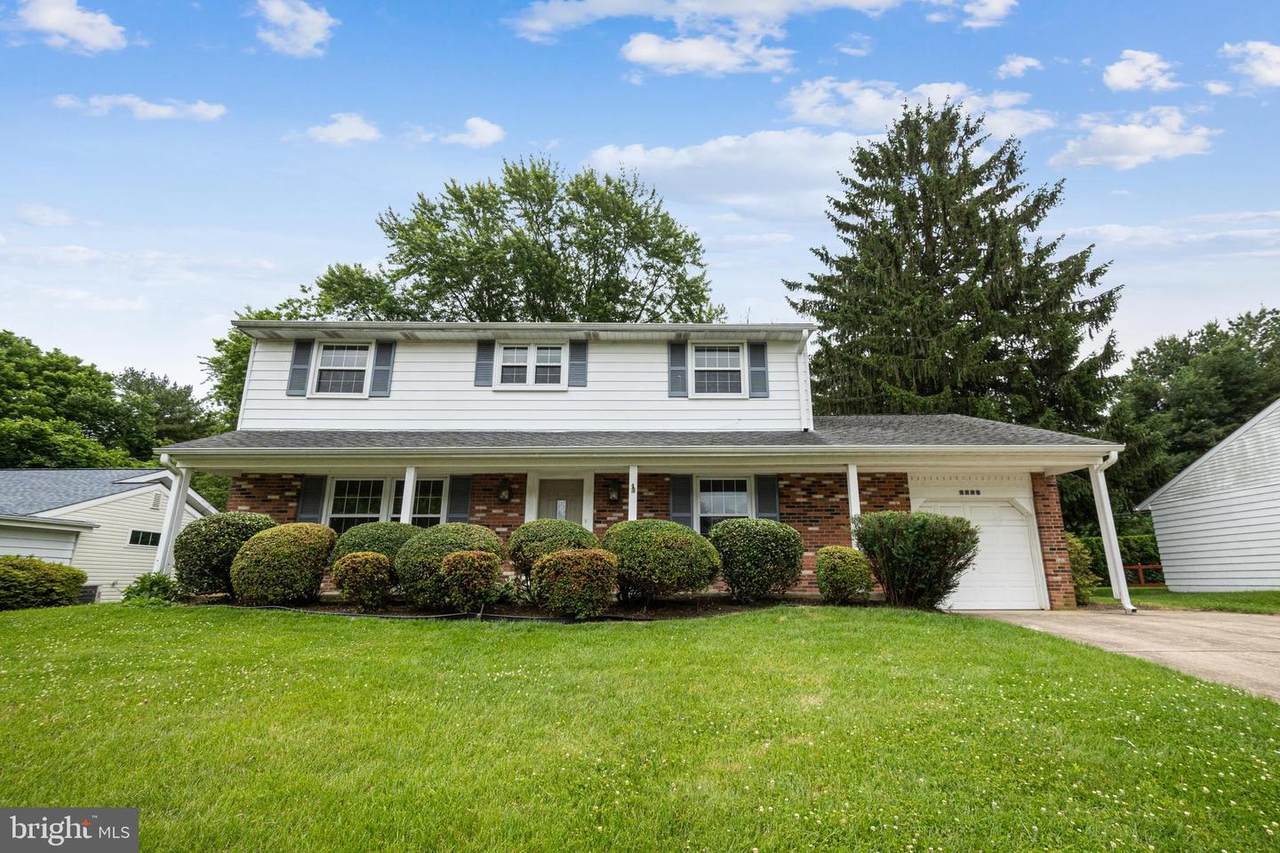 2228 Kingsridge Drive - Photo 1