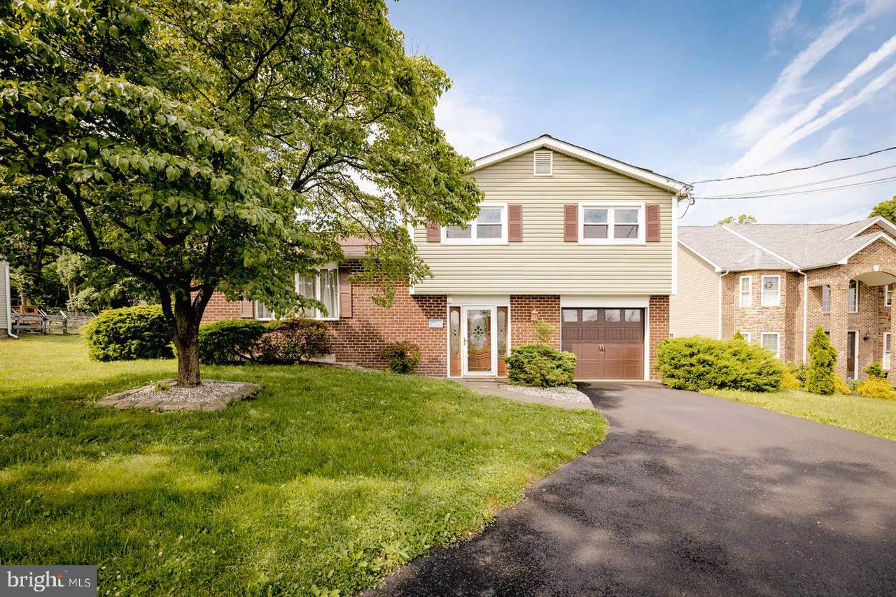 660 Welsh Road - Photo 1