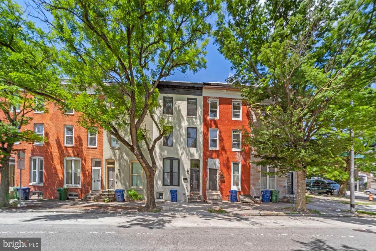 1046 Broadway - Photo 1