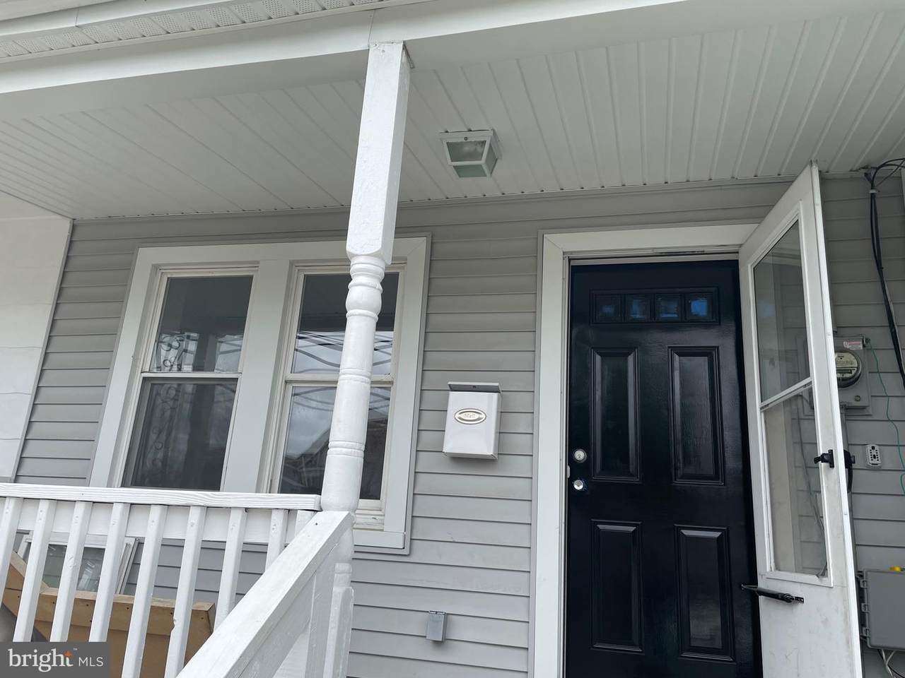 86 Burlington Street - Photo 1