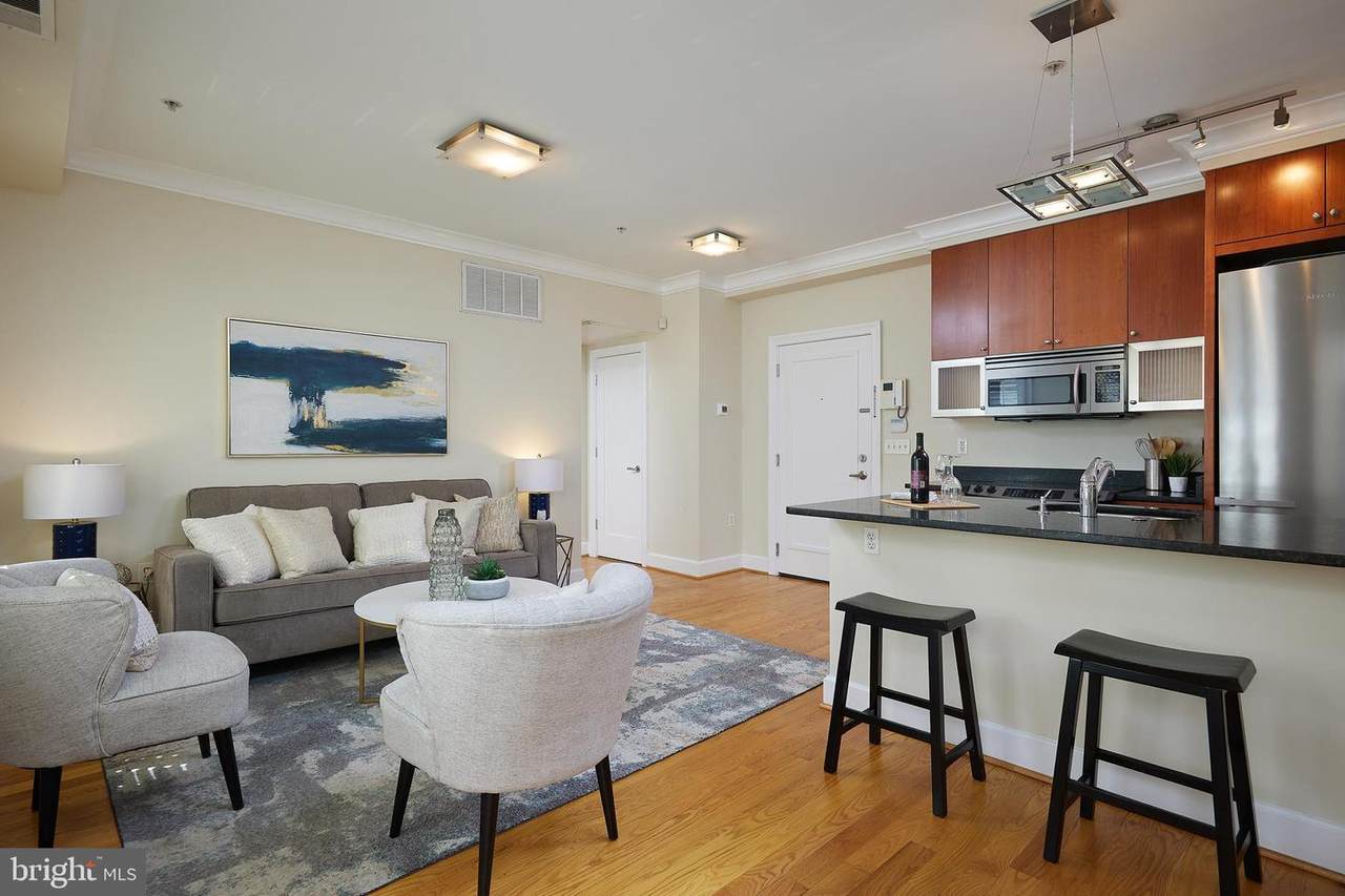 1121 24TH Street - Photo 1