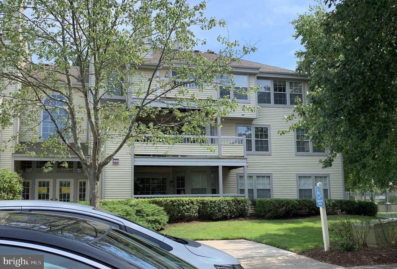 308 Trinity Court - Photo 1