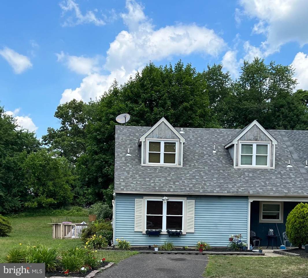 30 Dickenson Drive - Photo 1
